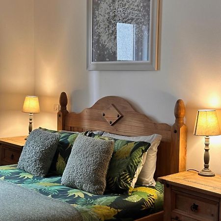 City Centre Apartment Next To Bus And Train Station Inverness Exterior foto