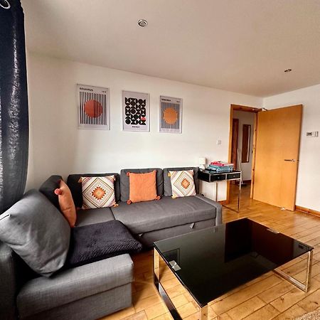 City Centre Apartment Next To Bus And Train Station Inverness Exterior foto