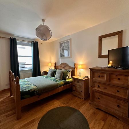 City Centre Apartment Next To Bus And Train Station Inverness Exterior foto